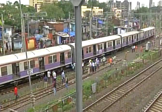 mumbai train